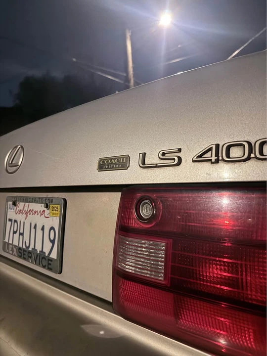 1997 Lexus LS 2nd Gen - Image 5 of 5