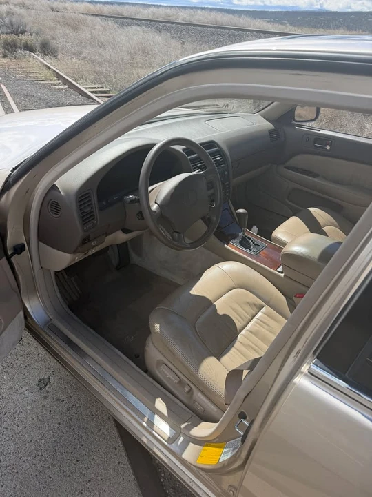 1997 Lexus LS 2nd Gen - Image 6 of 12