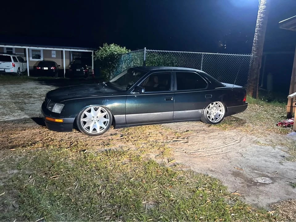 1997 Lexus LS 2nd Gen - Image 8 of 20