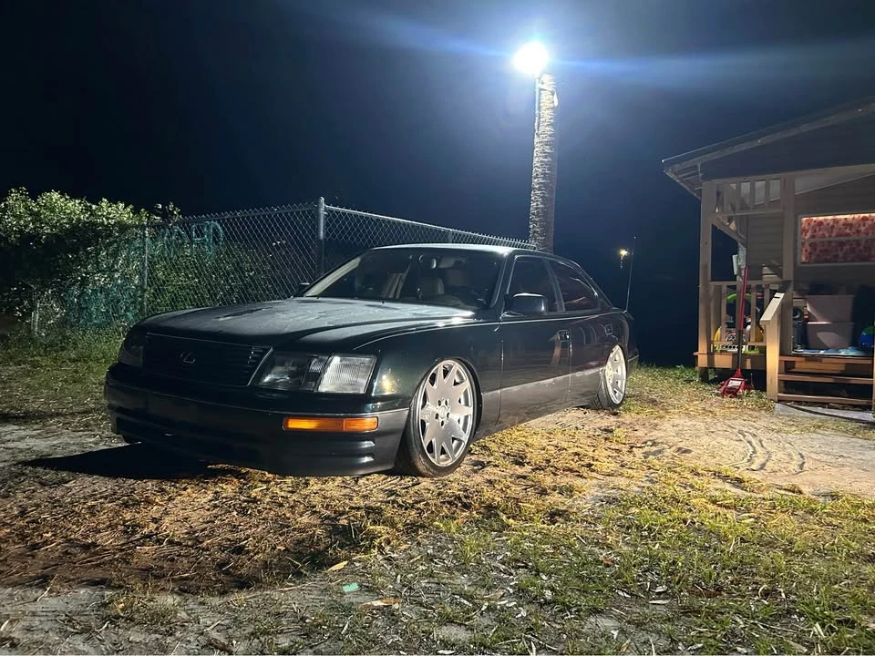 1997 Lexus LS 2nd Gen - Image 10 of 20