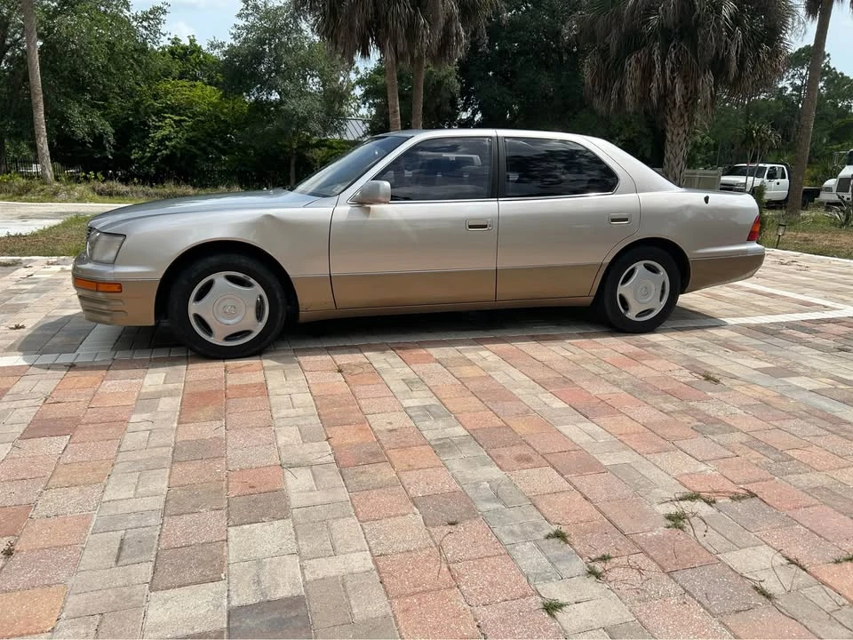1997 Lexus LS 2nd Gen - Image 6 of 19