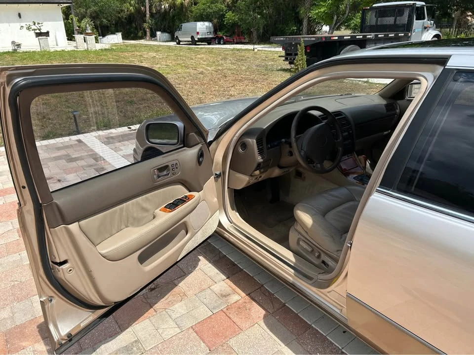 1997 Lexus LS 2nd Gen - Image 7 of 19
