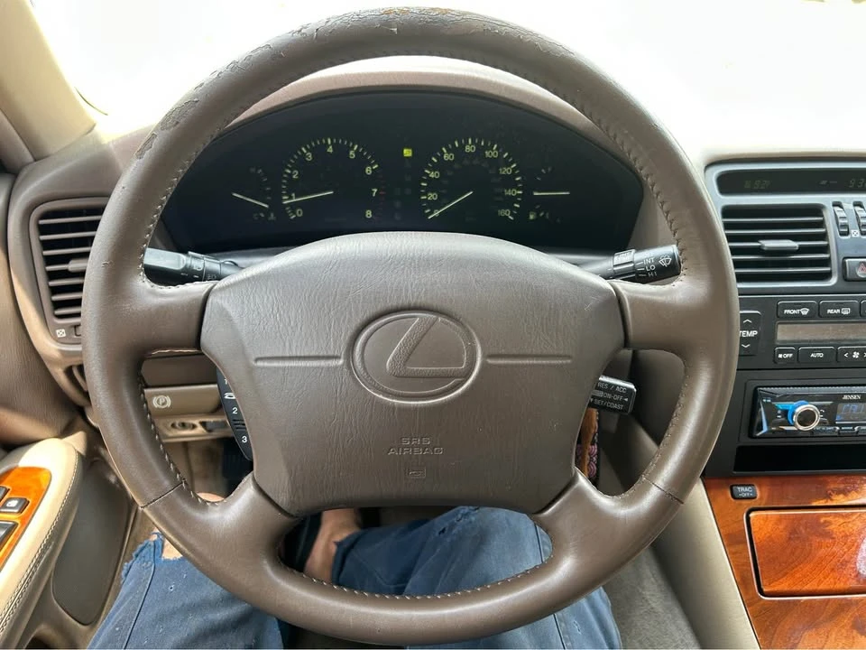 1997 Lexus LS 2nd Gen - Image 9 of 19