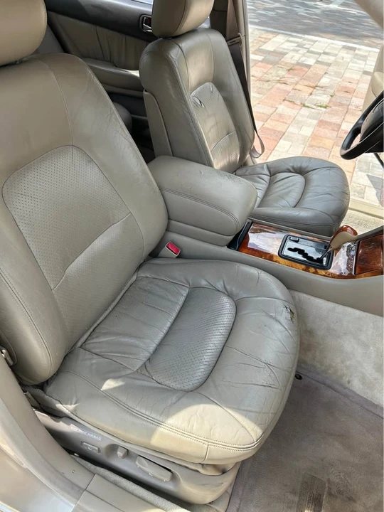 1997 Lexus LS 2nd Gen - Image 15 of 19