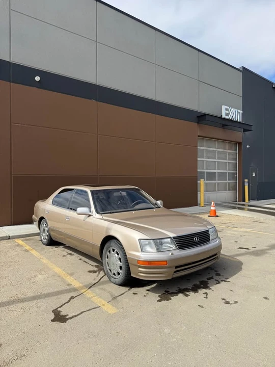 1997 Lexus LS 2nd Gen - Image 7 of 13