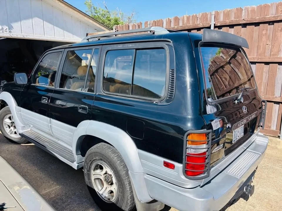 1997 Lexus LX 1st Gen - Image 5 of 18