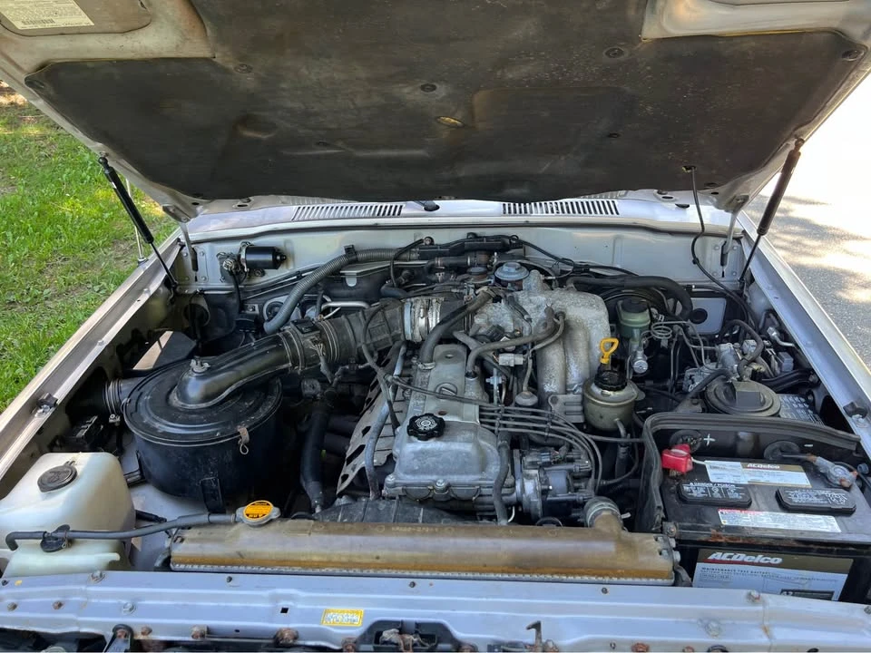 1997 Lexus LX 1st Gen - Image 12 of 19