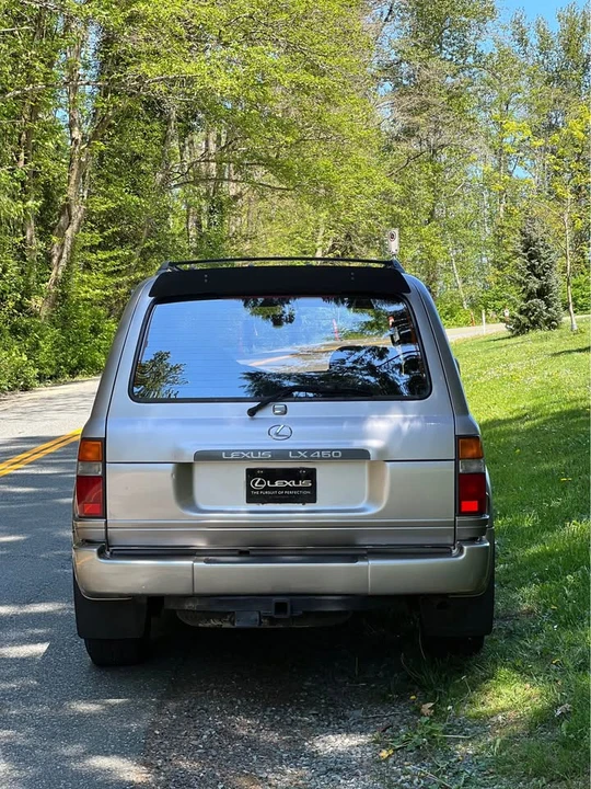 1997 Lexus LX 1st Gen - Image 8 of 19