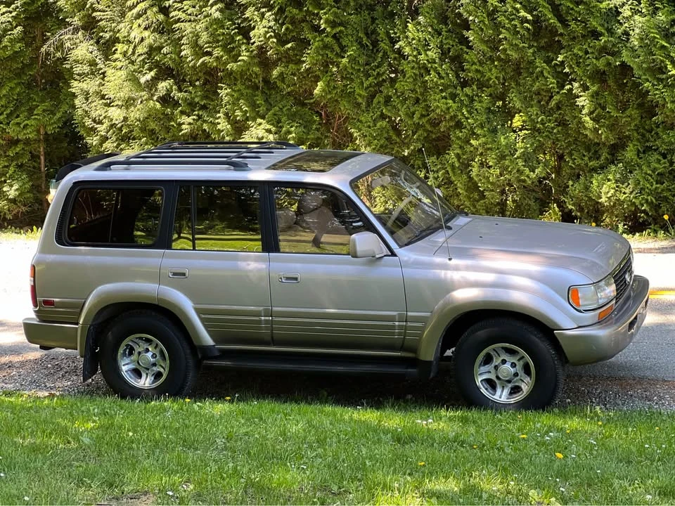1997 Lexus LX 1st Gen - Image 4 of 19
