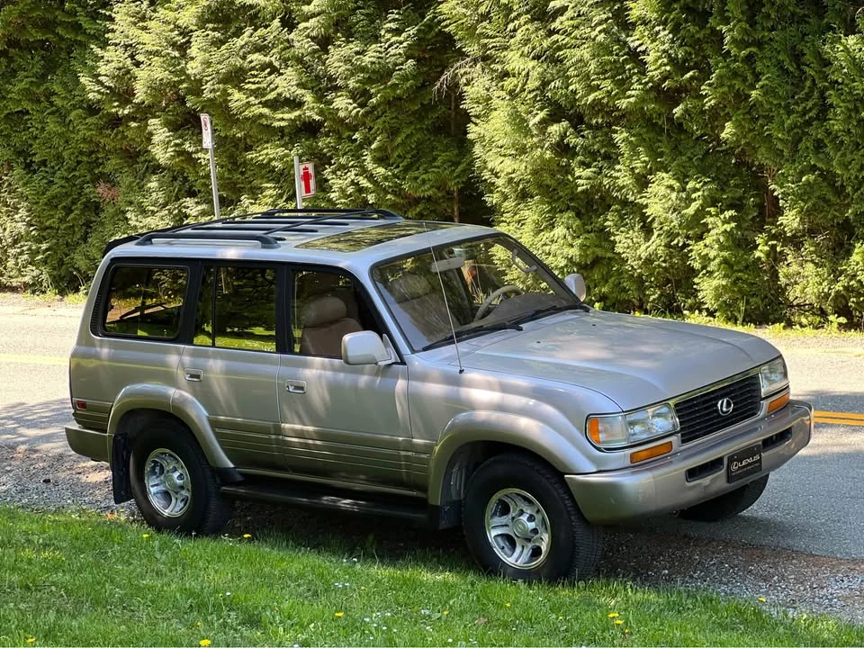 1997 Lexus LX 1st Gen - Image 3 of 19