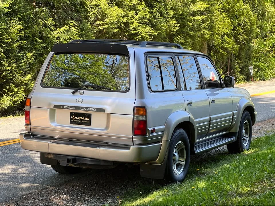 1997 Lexus LX 1st Gen - Image 5 of 19