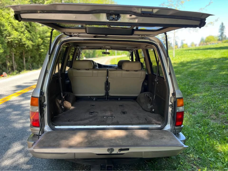 1997 Lexus LX 1st Gen - Image 11 of 19