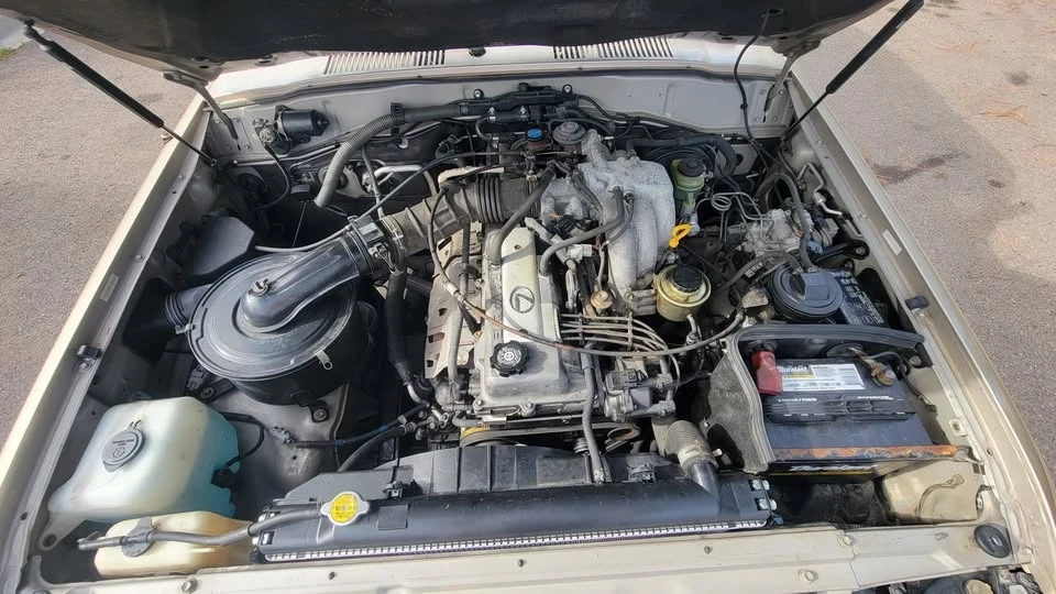1997 Lexus LX 1st Gen - Image 15 of 20