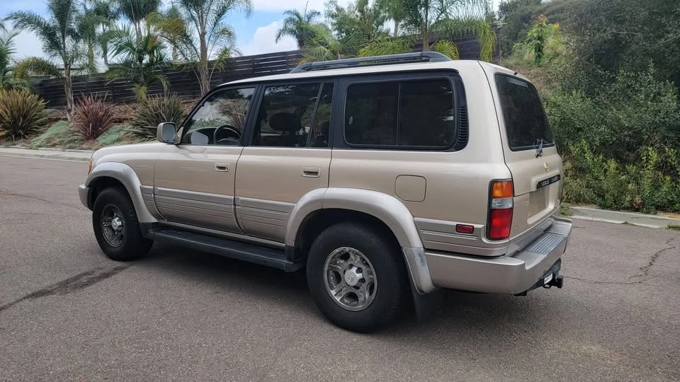 1997 Lexus LX 1st Gen - Image 5 of 20