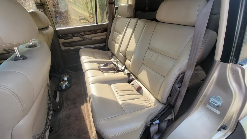 1997 Lexus LX 1st Gen - Image 17 of 20