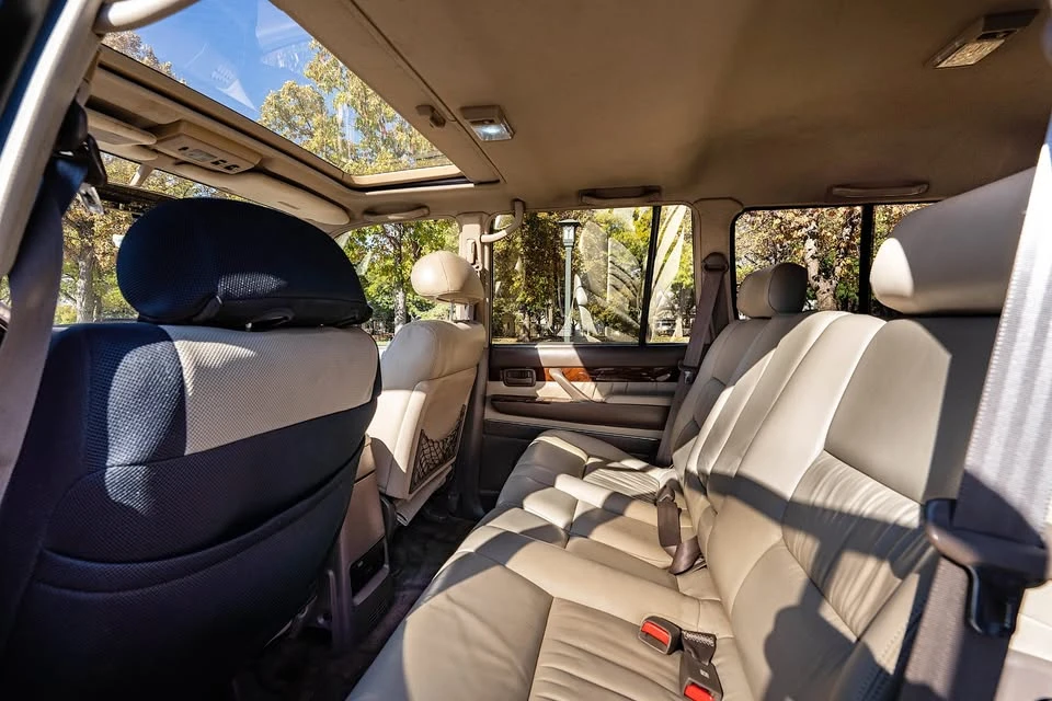 1997 Lexus LX 1st Gen - Image 9 of 13