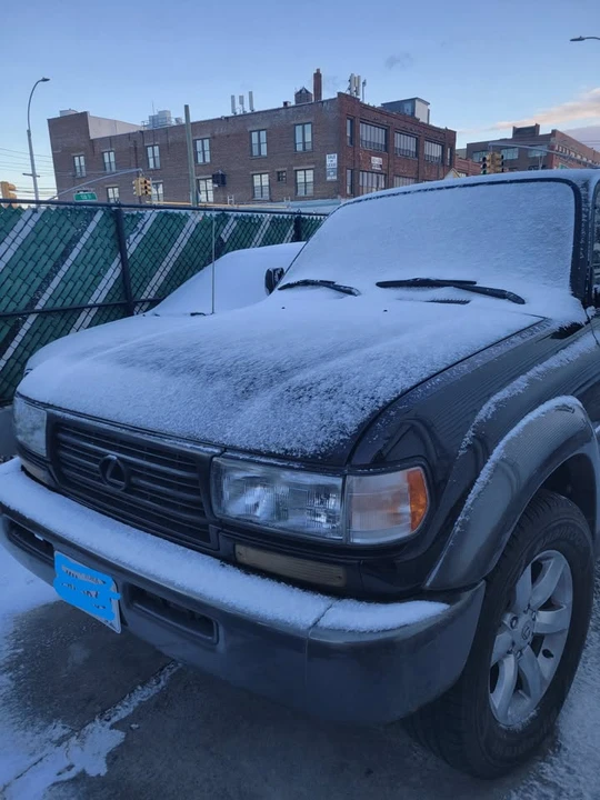 1997 Lexus LX 1st Gen - Image 4 of 6