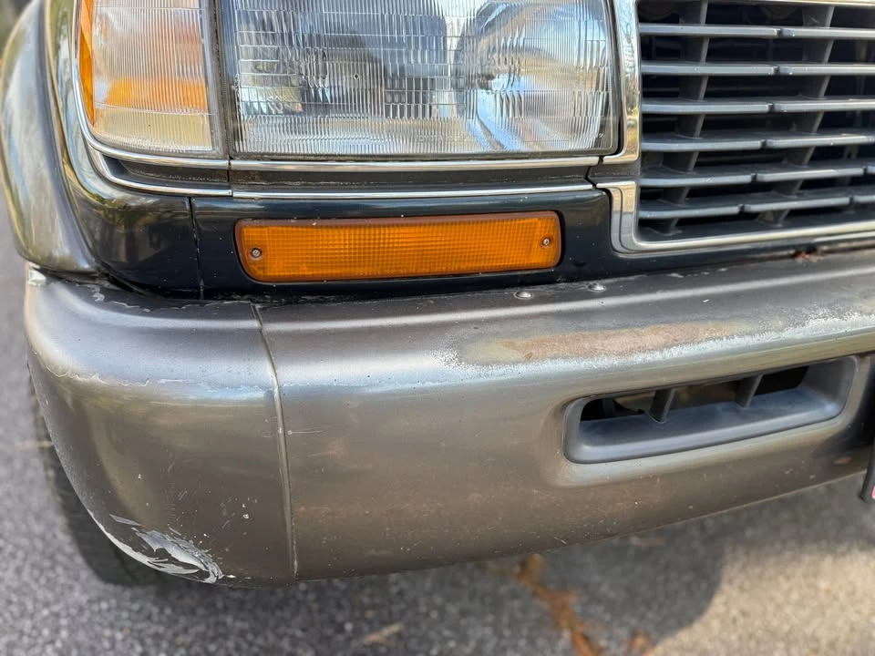 1997 Lexus LX 1st Gen - Image 9 of 18
