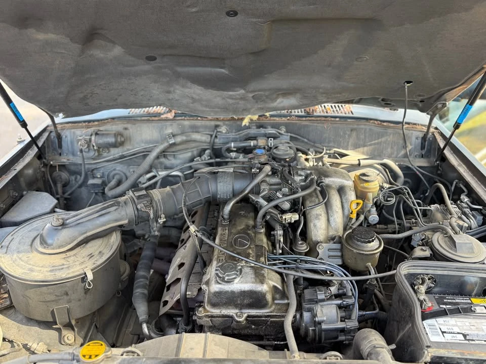 1997 Lexus LX 1st Gen - Image 8 of 18