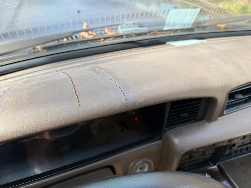 1997 Lexus LX 1st Gen - Image 5 of 18
