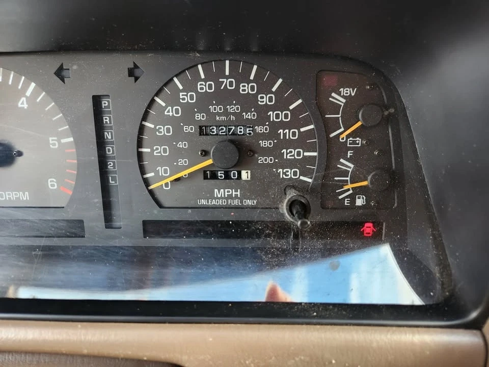 1997 Lexus LX 1st Gen - Image 12 of 14