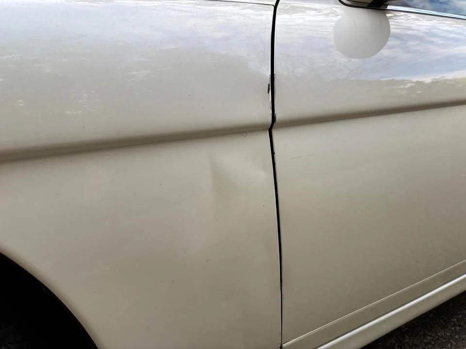 1997 Lexus SC400 - Image 5 of 19