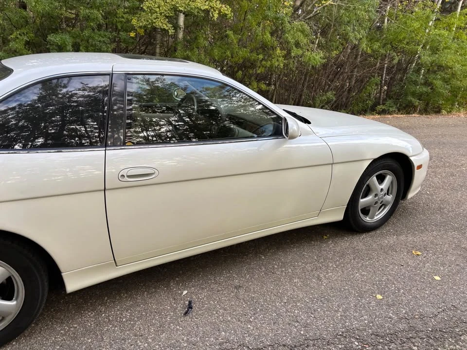 1997 Lexus SC400 - Image 10 of 19