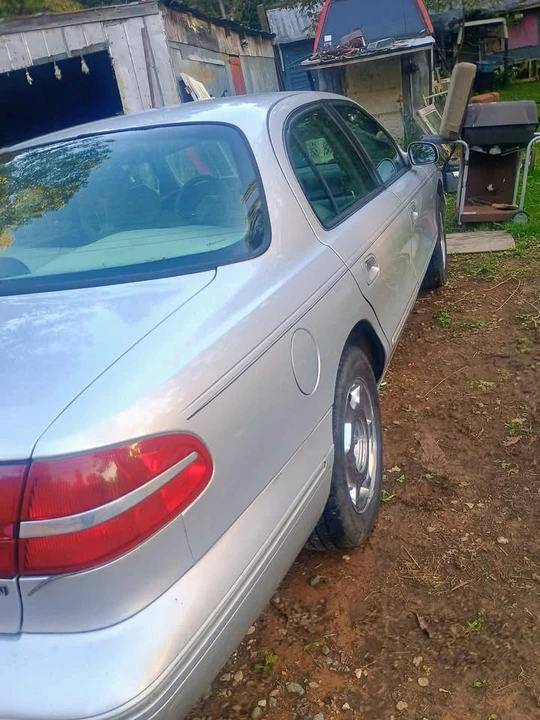 1997 Lincoln Continental 9th Gen - Image 3 of 7
