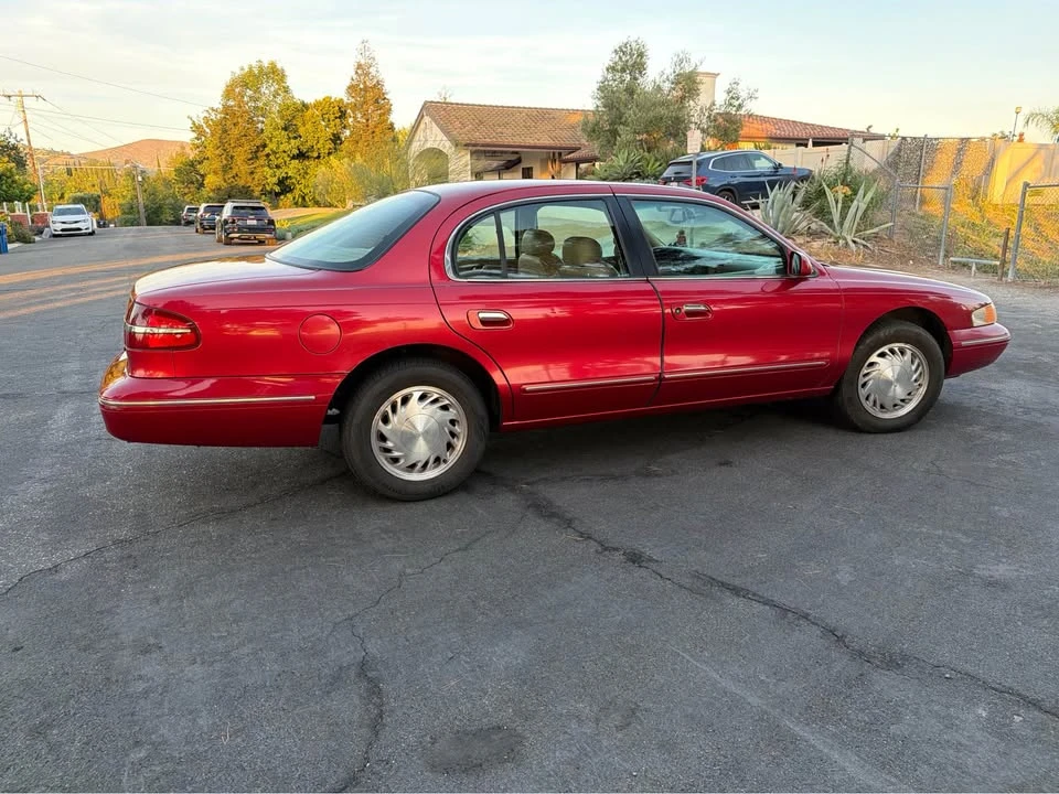 1997 Lincoln Continental 9th Gen - Image 2 of 10