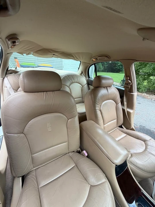1997 Lincoln Continental 9th Gen - Image 6 of 14