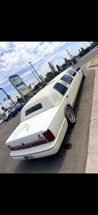 1997 Lincoln Continental 9th Gen - Image 2 of 5