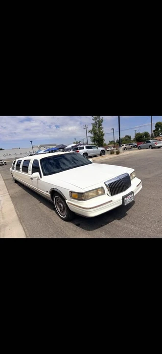 1997 Lincoln Continental 9th Gen - Image 3 of 5
