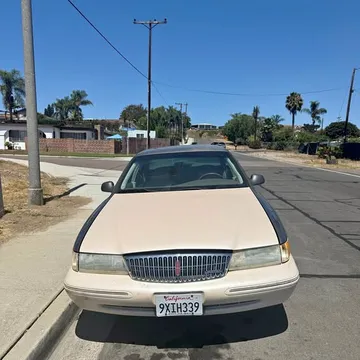 1997 Lincoln Continental Sedan 4D