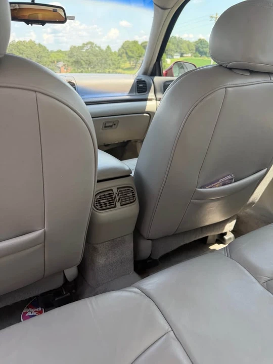 1997 Lincoln Continental 9th Gen - Image 12 of 16