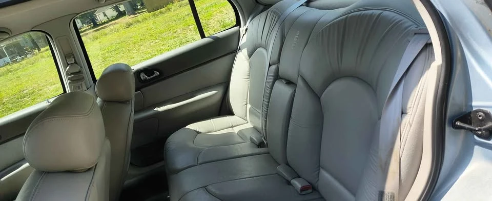 1997 Lincoln Continental 9th Gen - Image 8 of 9