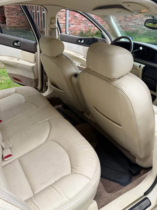 1997 Lincoln Continental 9th Gen - Image 3 of 10