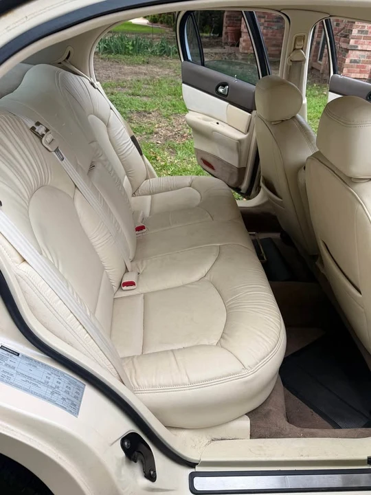 1997 Lincoln Continental 9th Gen - Image 4 of 10