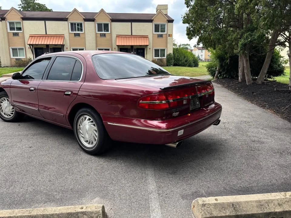 1997 Lincoln Continental 9th Gen - Image 4 of 12