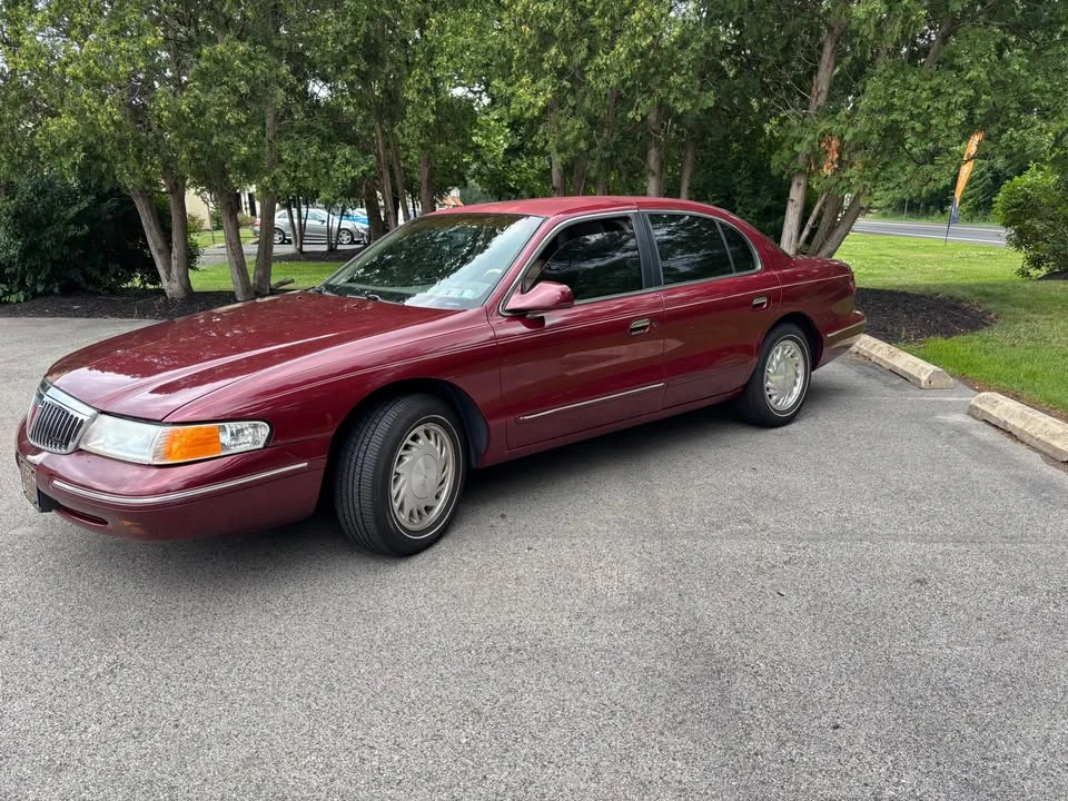 1997 Lincoln Continental 9th Gen - Image 3 of 12