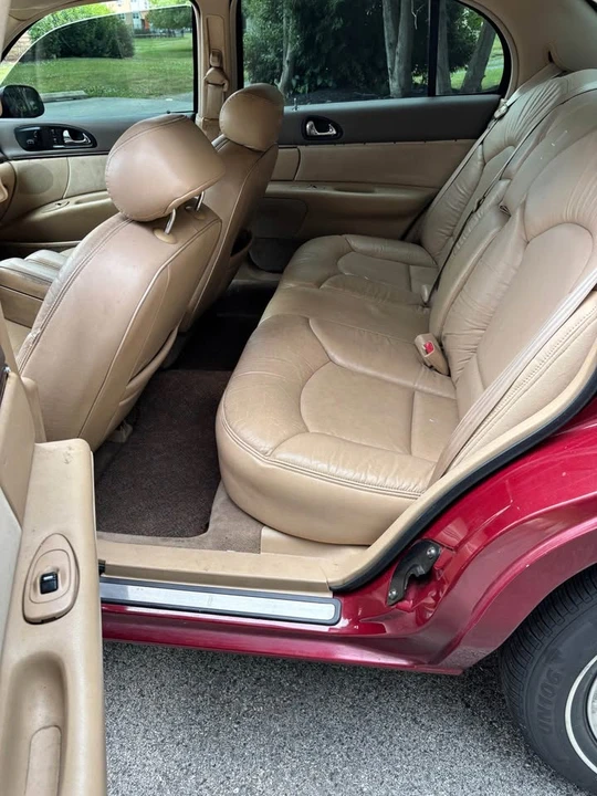 1997 Lincoln Continental 9th Gen - Image 7 of 12