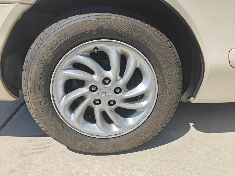 1997 Lincoln Continental Mark VIII - Image 22 of 31
