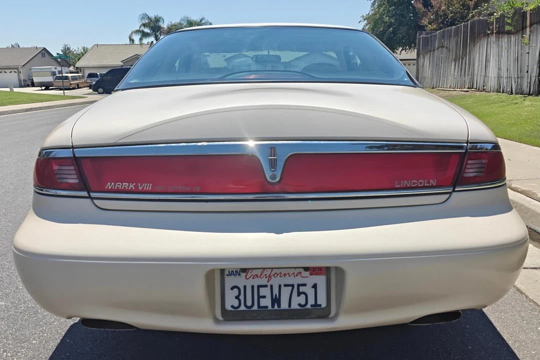 1997 Lincoln Continental Mark VIII - Image 5 of 31