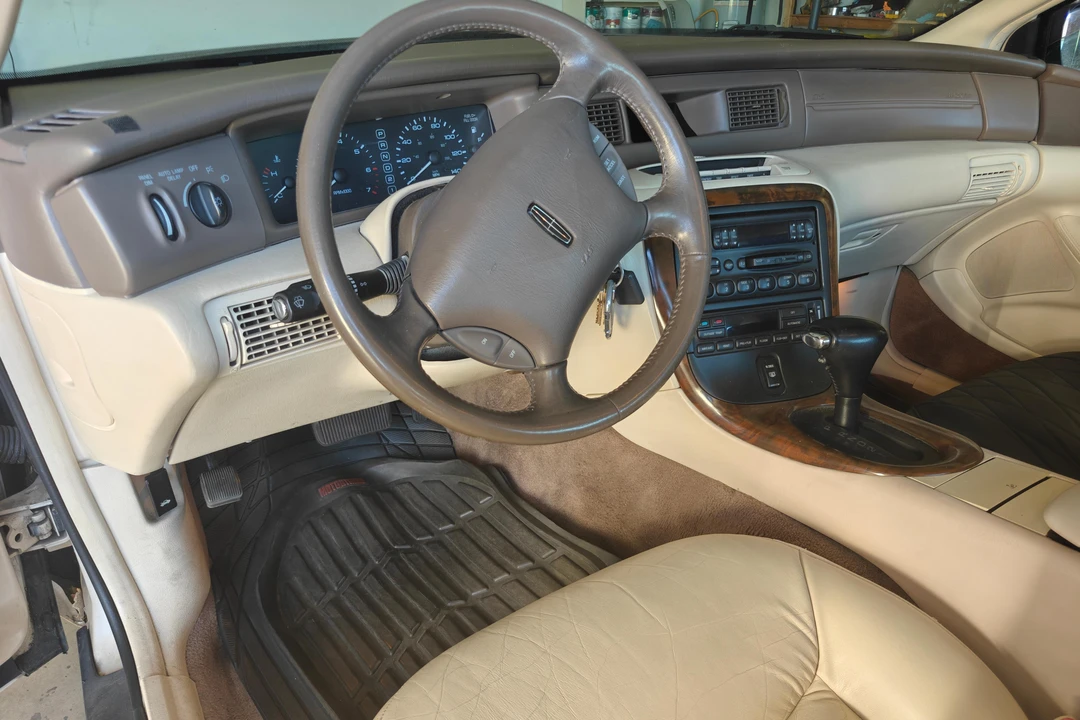 1997 Lincoln Continental Mark VIII - Image 24 of 31