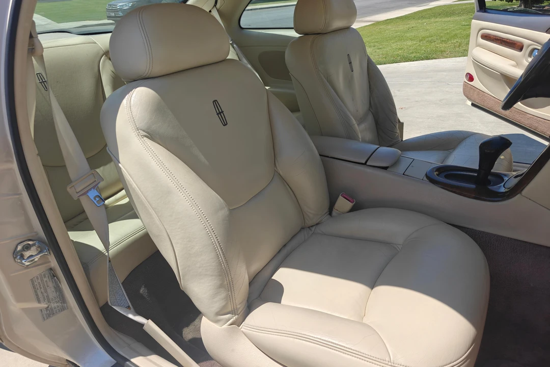 1997 Lincoln Continental Mark VIII - Image 25 of 31