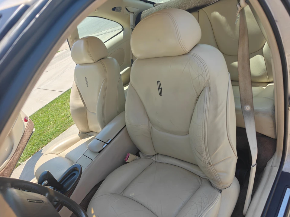 1997 Lincoln Continental Mark VIII - Image 28 of 31