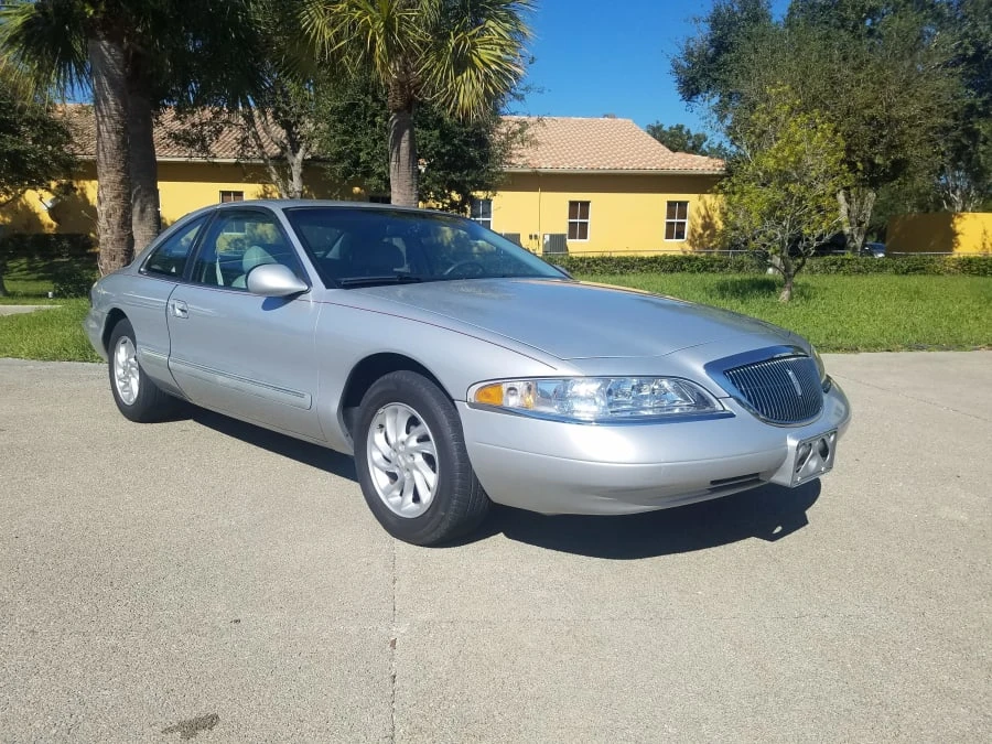 1997 Lincoln Continental Mark VIII - Image 10 of 12