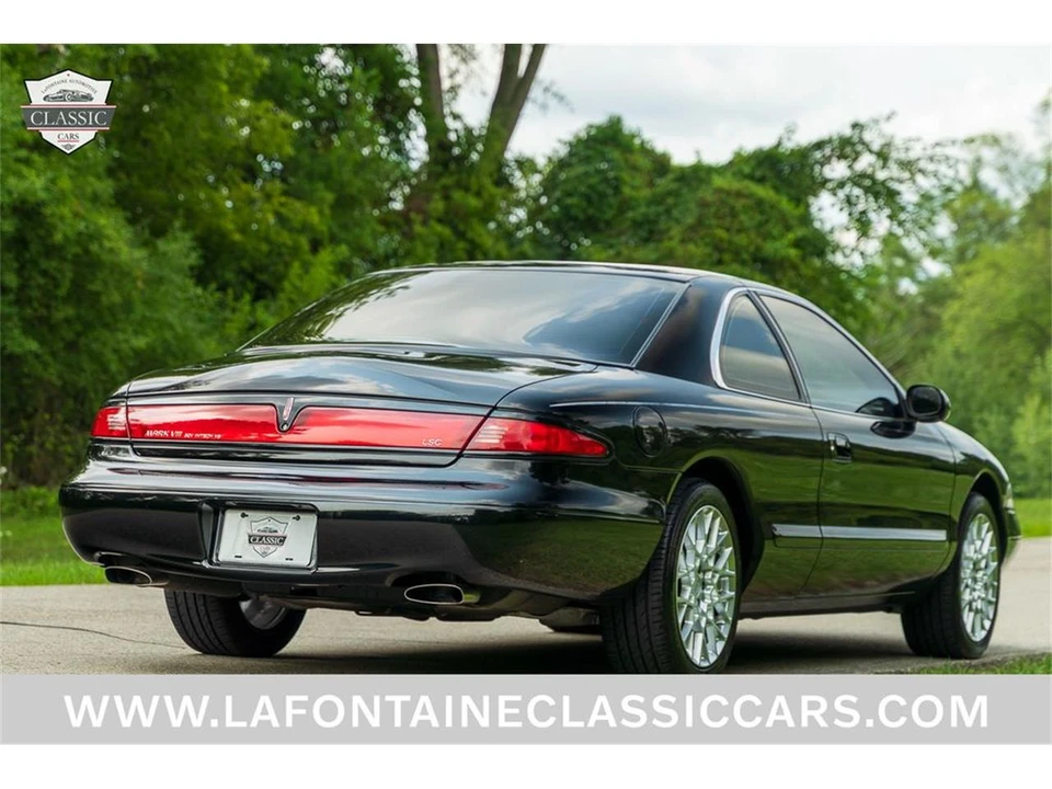 1997 Lincoln Continental Mark VIII - Image 2 of 31