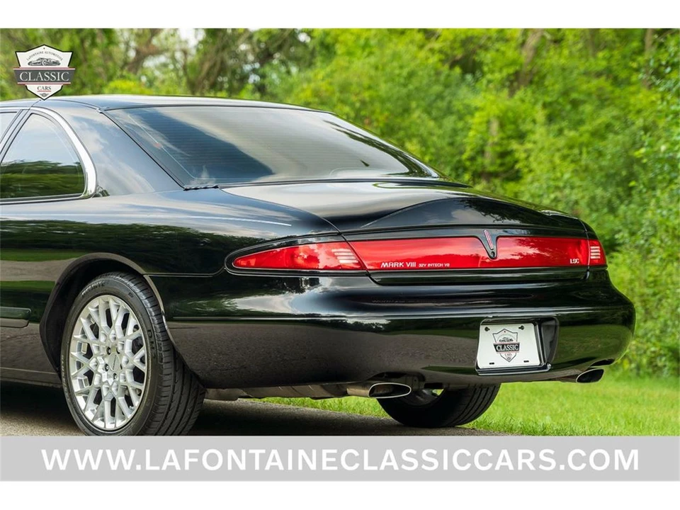 1997 Lincoln Continental Mark VIII - Image 25 of 31