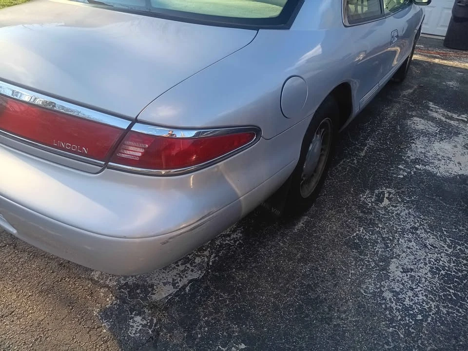 1997 Lincoln Continental Mark VIII - Image 7 of 11