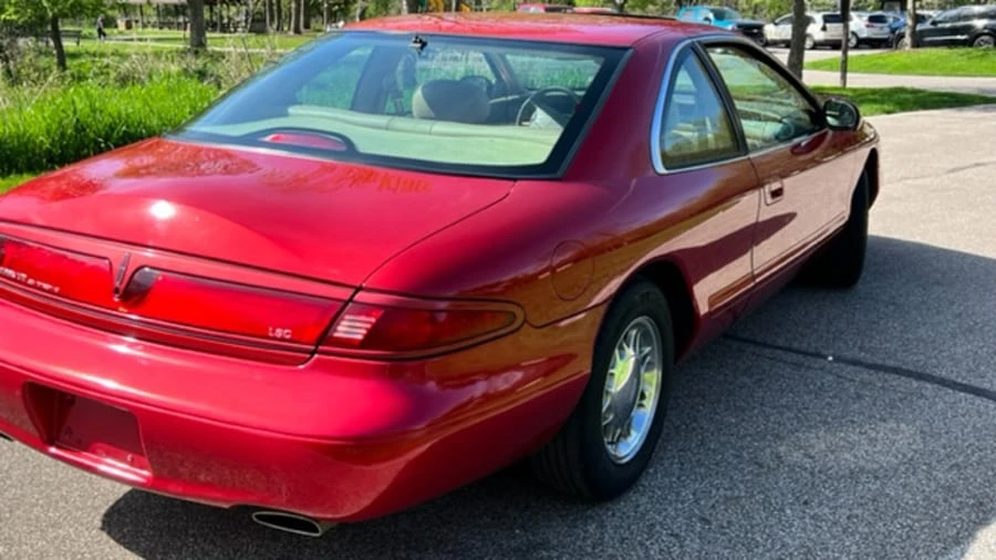 1997 Lincoln Continental Mark VIII - Image 18 of 19